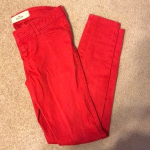 Red skinny pants